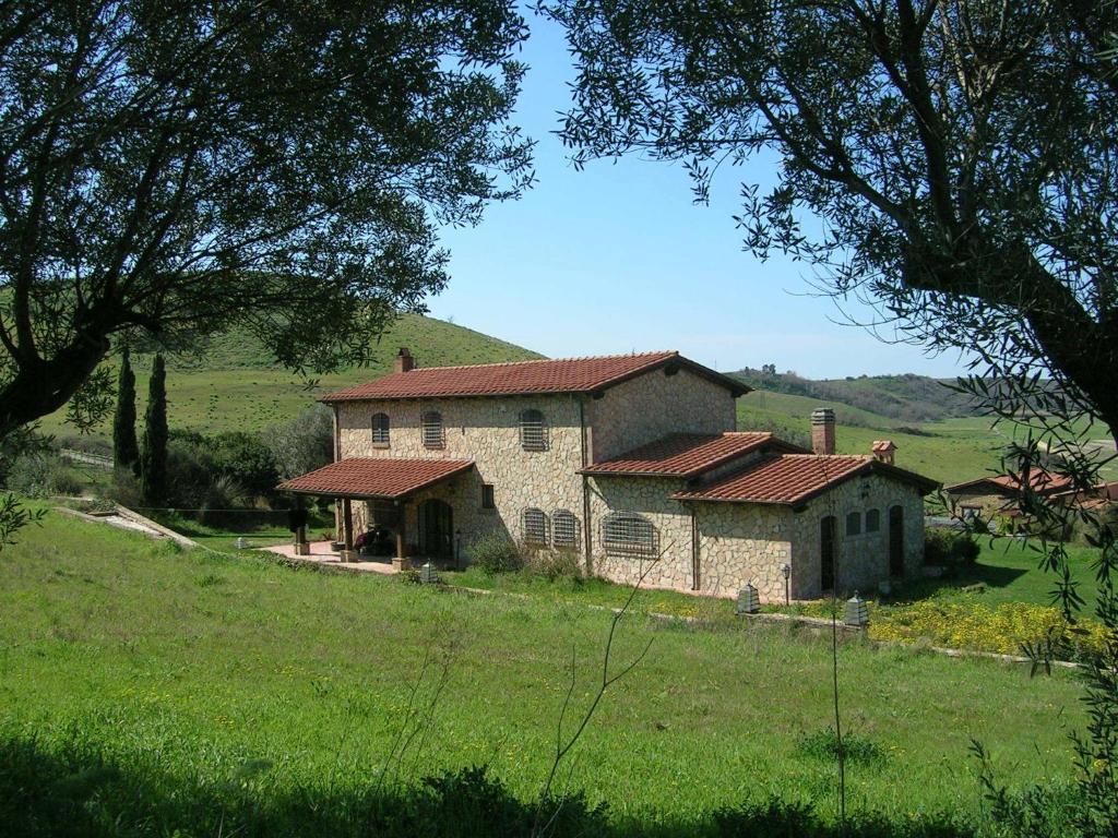 Casale Farnesiana B&B Tarquinia Buitenkant foto
