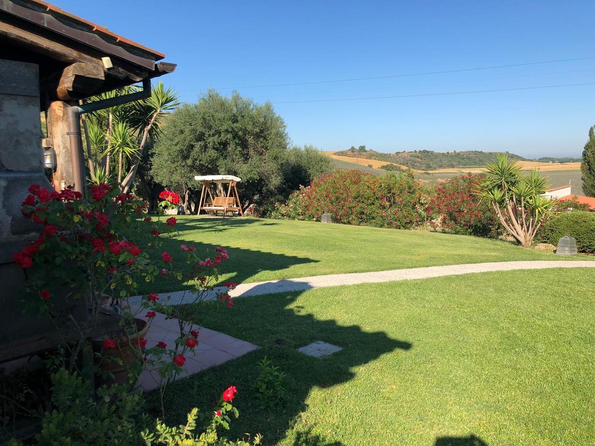 Casale Farnesiana B&B Tarquinia Buitenkant foto